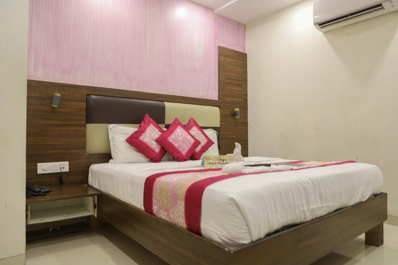 Hotel Plaza Executive - Near Bkc Βομβάη Εξωτερικό φωτογραφία