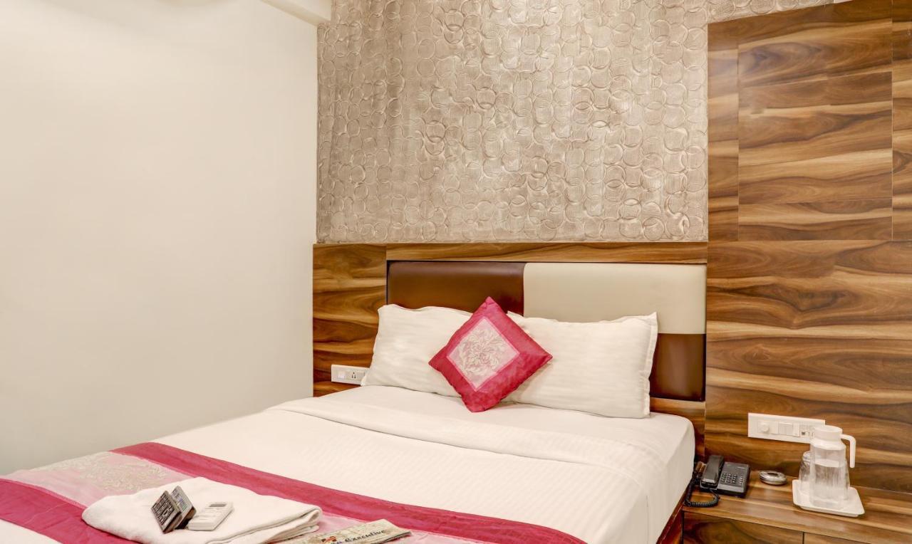 Hotel Plaza Executive - Near Bkc Βομβάη Εξωτερικό φωτογραφία
